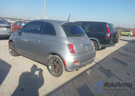 2015 Fiat 500 Sport z USA, uszkodzony, nr VIN 3C3CFFBR8FT667490